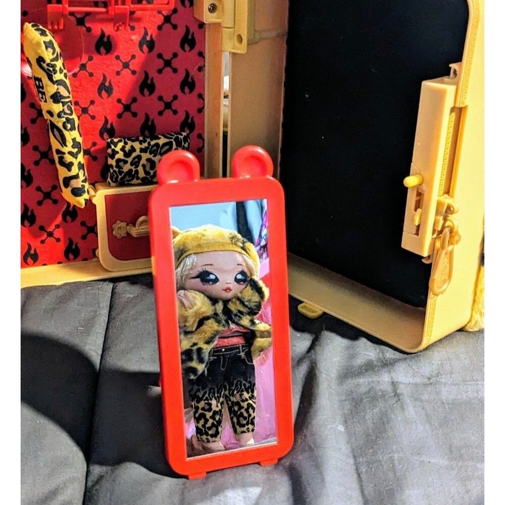 Na Na Na Surprise doll backpack bedroom playset jaguar cheetah High heel shoes - Picture 6 of 11